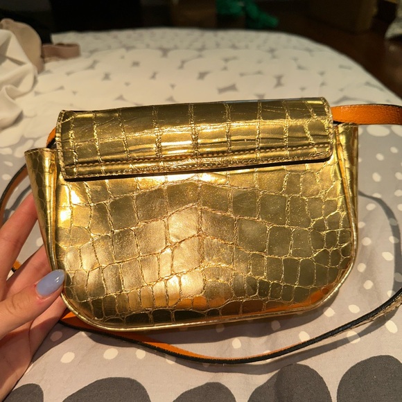 MARC JACOBS GOLD CROCODILE CROSSBODY BAG - Picture 4 of 12